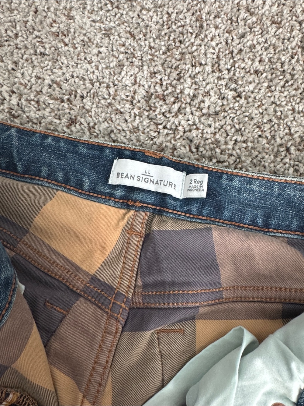 L.L. Bean Women's Straint Leg Flannel Lined Jeans - Picture 2 of 3